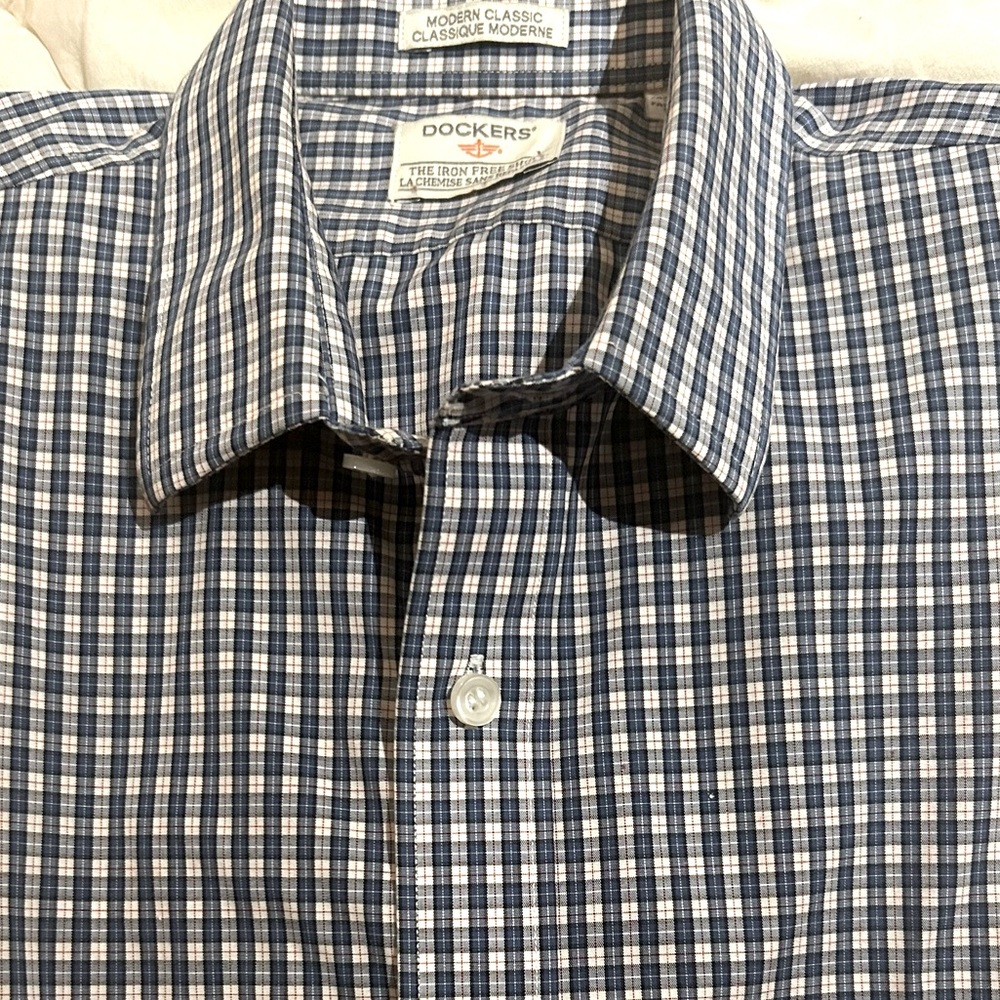💫Dockers Men’s Signature Comfort Flex Long Sleeve Plaid Shirt Iron Free